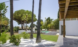 Villa moderna renovada a la venta en la Milla de Oro, Marbella 7