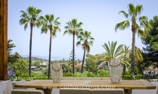 Villa moderna renovada a la venta en la Milla de Oro, Marbella 8