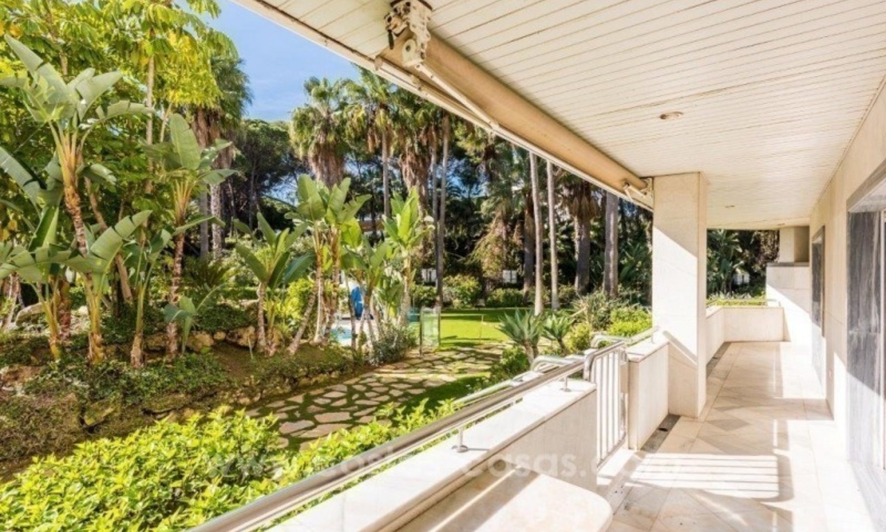 Se Vende Apartamento en Gran Marbella: complejo en primera línea de playa. 4