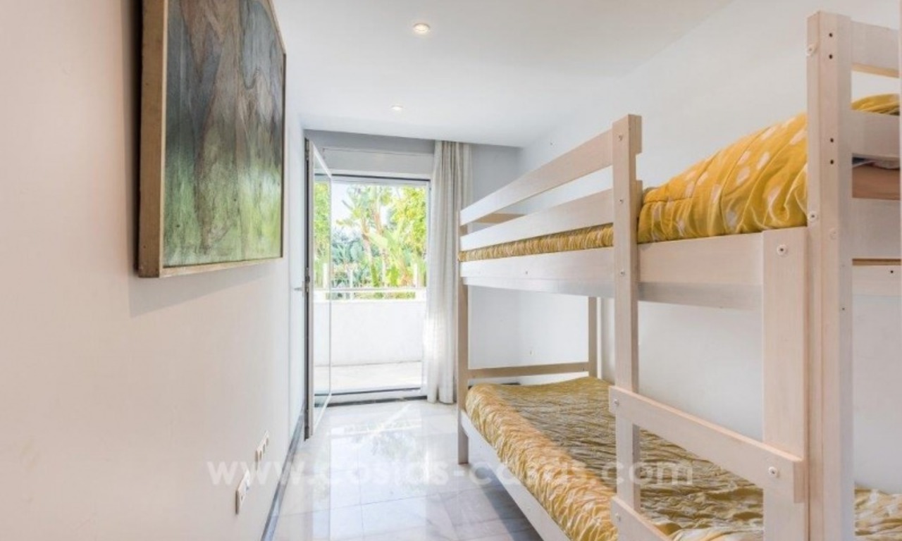 Oportunidad: Se Vende Apartamento en Gran Marbella: complejo en primera línea de playa. 9