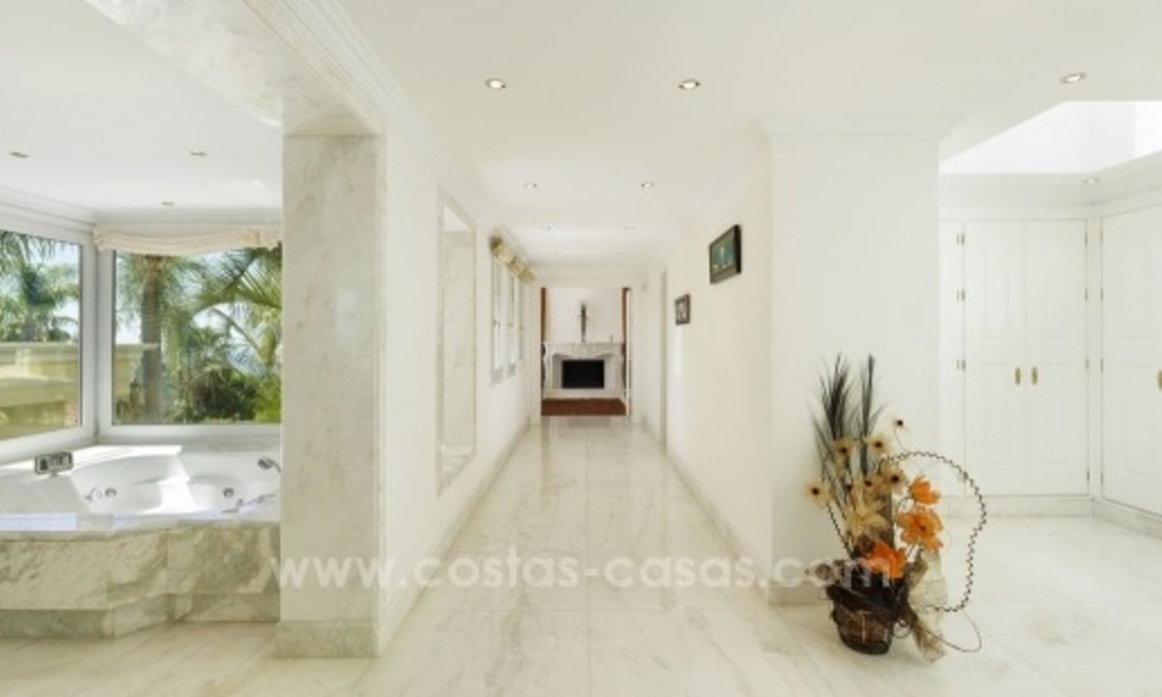 En venta: Impresionante Villa de Diseño en la Milla de Oro, Sierra Blanca - Marbella 11