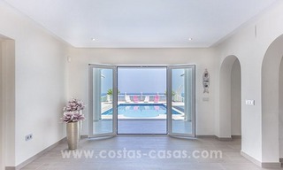 Villa de lujo en primera línea de playa en venta en Mijas-Costa, Costa del Sol 6