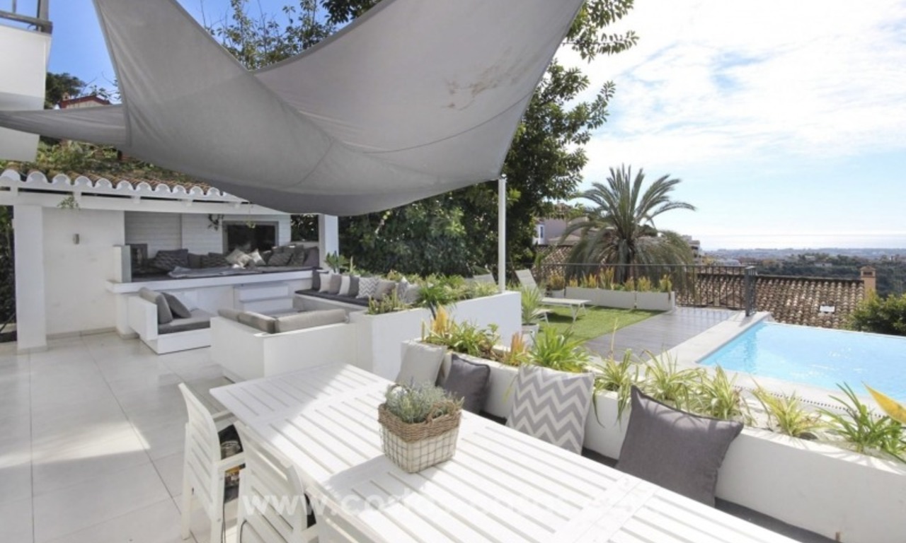 Villa a la venta en estilo moderno en la zona Marbella - Benahavís 1