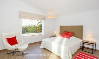 Villa muy privada renovada a la venta en la Nueva Milla de Oro, Marbella - Estepona 21
