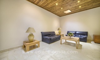 Villa contemporánea renovada en venta, Nueva milla de oro, Marbella - Estepona 15