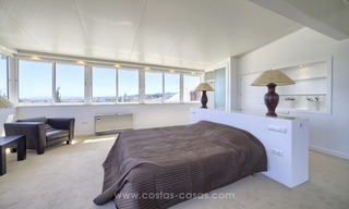 Villa contemporánea renovada en venta, Nueva milla de oro, Marbella - Estepona 19