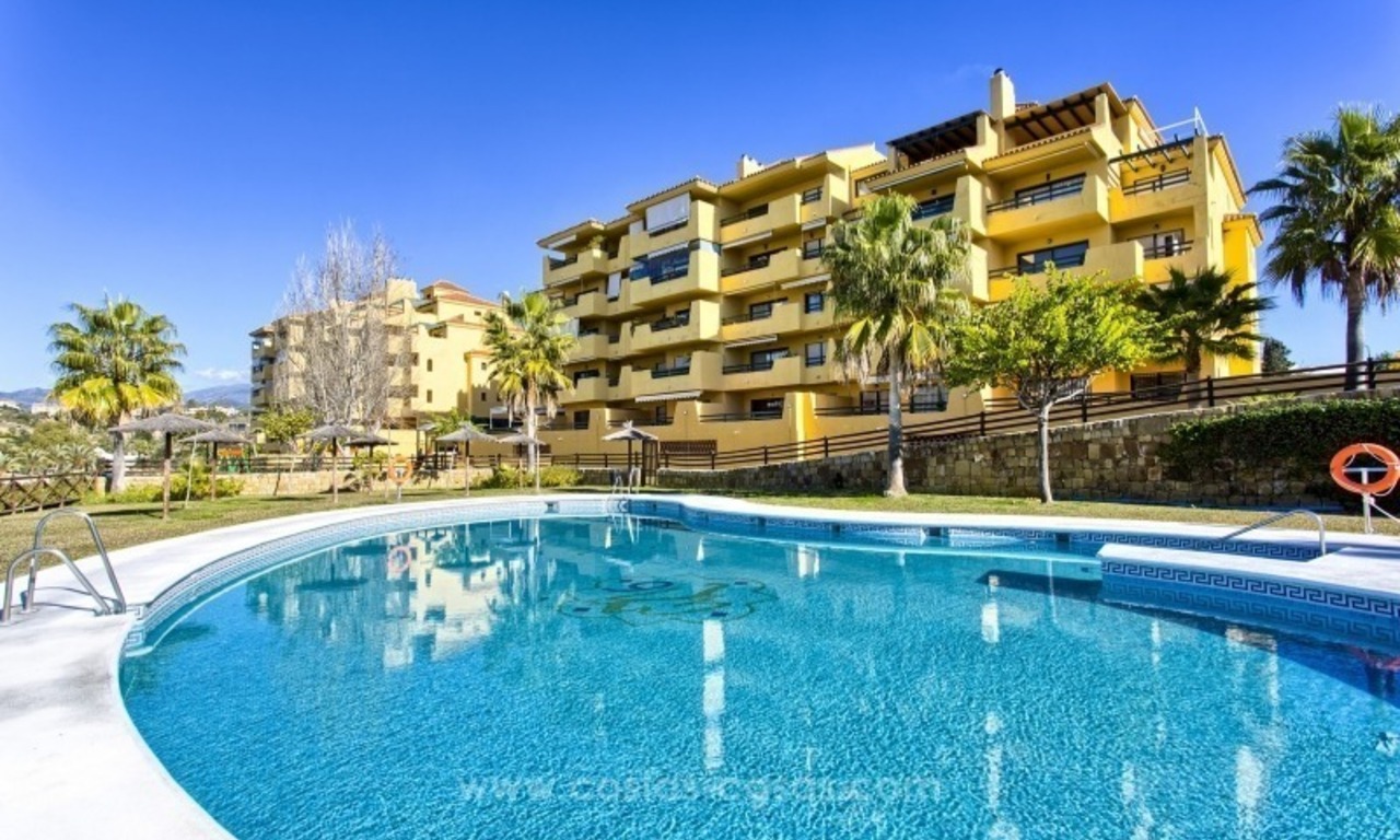 Apartamento en venta, Nueva Milla de Oro, Marbella - Estepona 0