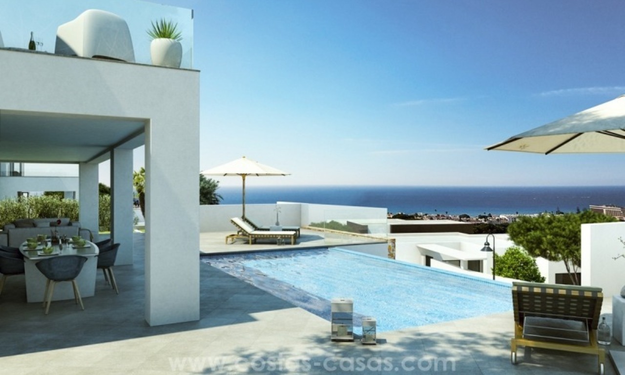 Villas nuevas y modernas en venta en La Cala de Mijas, Costa del Sol 4