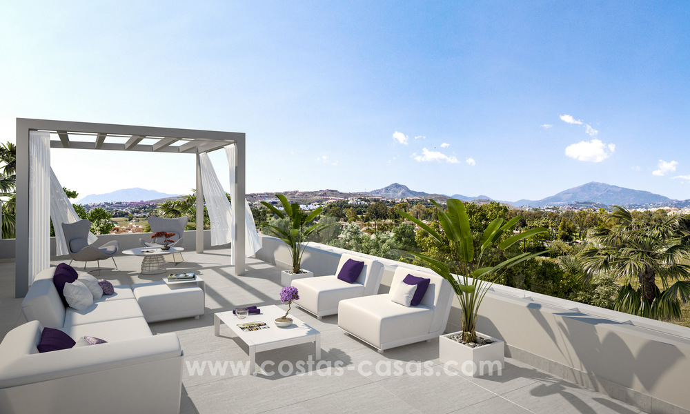 Listo para mudarse. Apartamentos modernos de diseño magníficos en venta en una parcela de lujo en Marbella - Estepona 23749