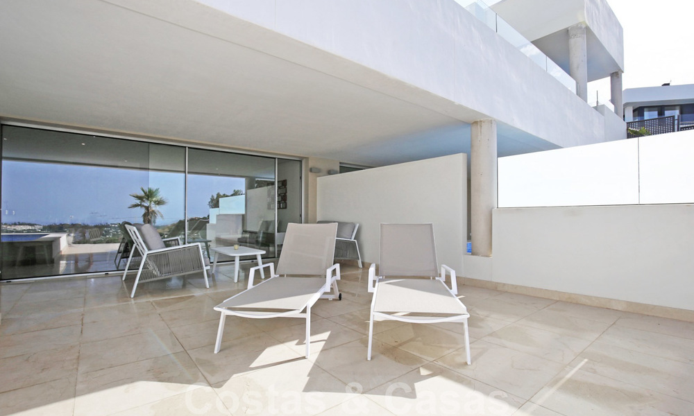 Impresionantes apartamentos modernos en venta en Nueva Andalucía, Marbella. 28744