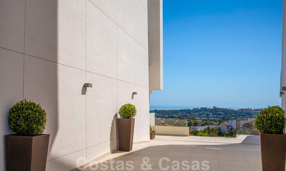 Impresionantes apartamentos modernos en venta en Nueva Andalucía, Marbella. 28766