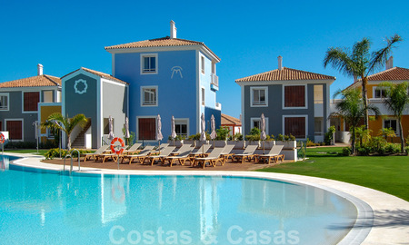 Oportunidad: casas adosadas a la venta en la Nueva Milla de Oro, entre Marbella y Estepona centro 30573