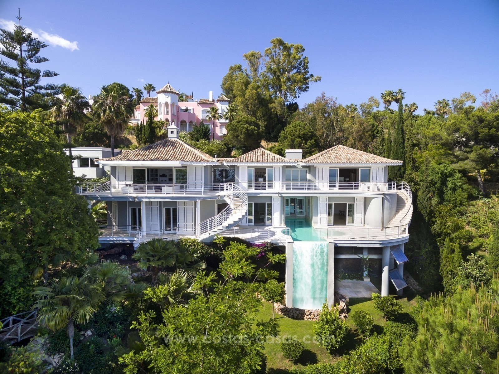 A la venta: Villa en Benahavis: Diseño y arquitectura excepcional, excepcional Vistas en la exclusiva El Madroñal