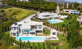 Villa moderna a estrenar en el corazón del Valle del Golf, Nueva Andalucía, Marbella 28939 