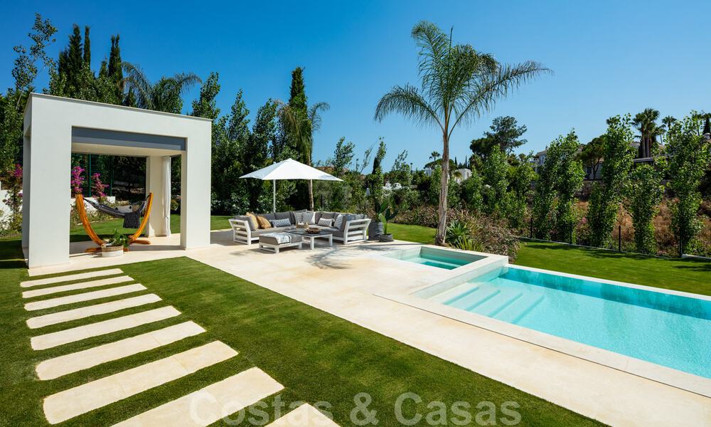 Villa moderna a estrenar en el corazón del Valle del Golf, Nueva Andalucía, Marbella 28946