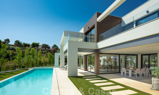 Villa moderna a estrenar en el corazón del Valle del Golf, Nueva Andalucía, Marbella 28947 