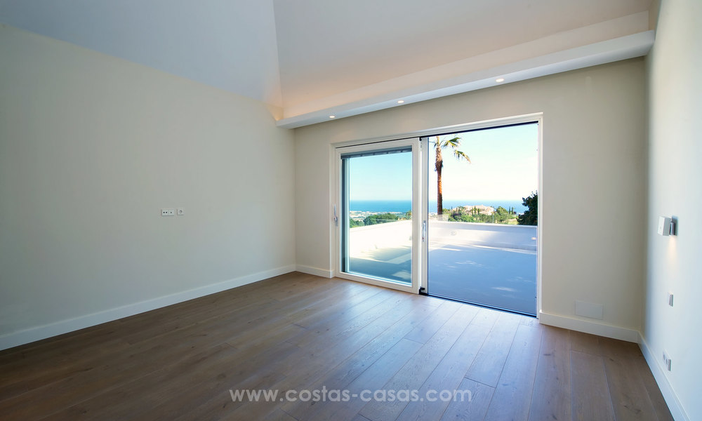 Villa de estilo contemporáneo con vistas al mar en La Zagaleta, Benahavis - Marbella 21122