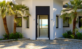 Villa de estilo contemporáneo con vistas al mar en La Zagaleta, Benahavis - Marbella 21137 