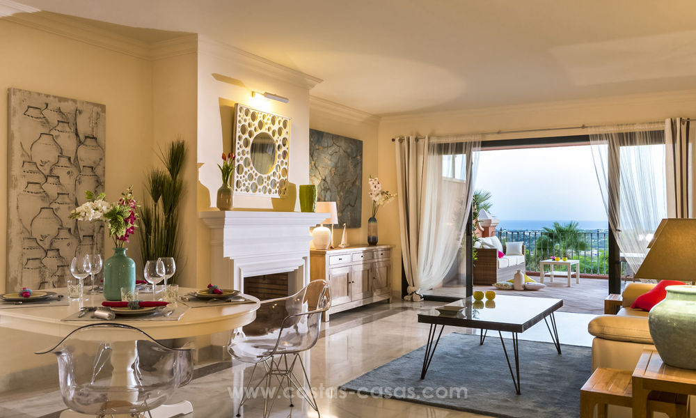 Apartamentos de lujo en venta en Benahavis - Marbella con bonitas vistas al mar. Oferta especial! ÚLTIMO APARTAMENTO. 5064