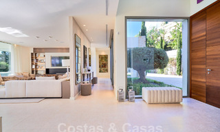 Villa de lujo en venta en primera línea de golf y vistas al mar, moderna y contemporánea, lista para entrar a vivir – Benahavis – Marbella 58506 