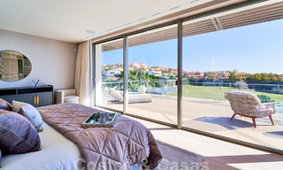 Villa de lujo en venta en primera línea de golf y vistas al mar, moderna y contemporánea, lista para entrar a vivir – Benahavis – Marbella 58514 
