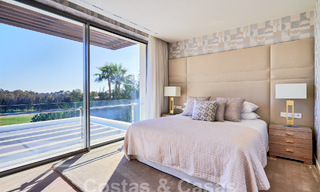 Villa de lujo en venta en primera línea de golf y vistas al mar, moderna y contemporánea, lista para entrar a vivir – Benahavis – Marbella 58516 