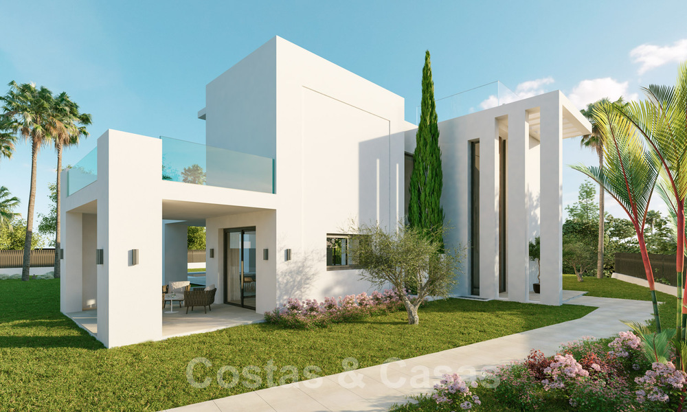 Nuevas villas contemporáneas con vistas al golf y al mar en venta en Nueva Andalucía, Marbella 28990