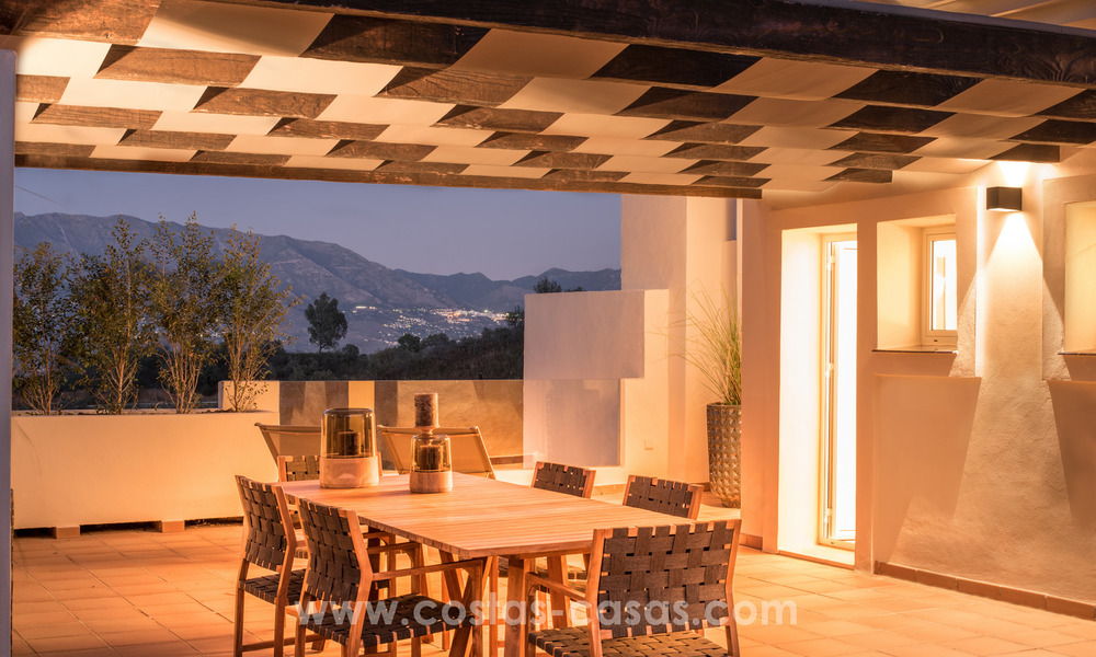 Nuevos apartamentos de lujo de estilo andaluz en venta en Marbella 21550