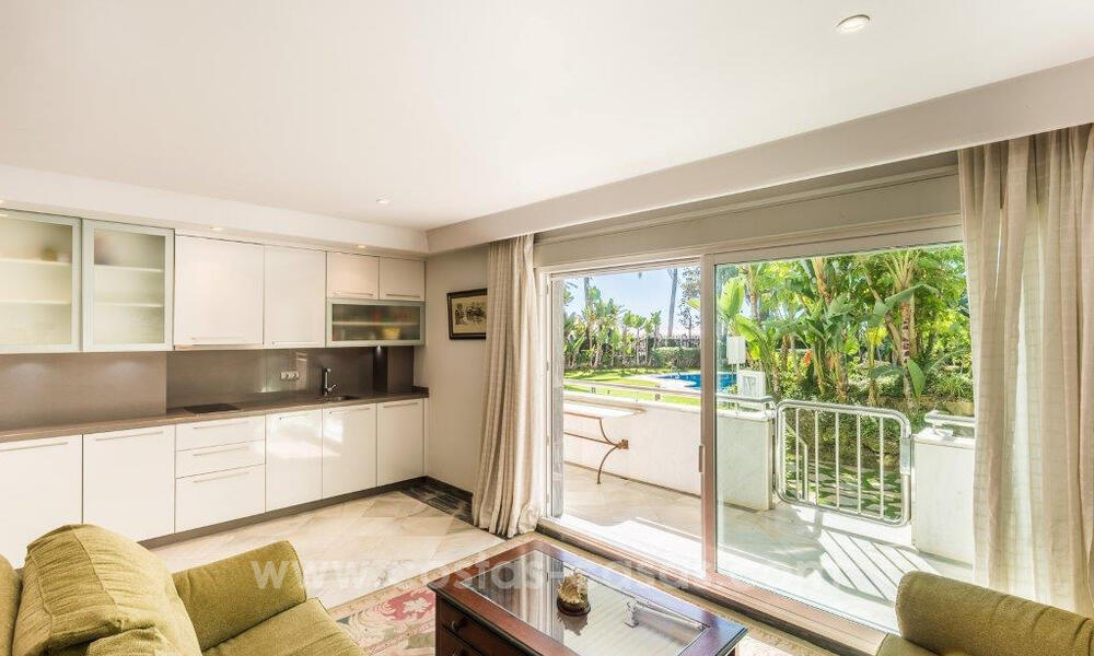 Se Vende Apartamento en Gran Marbella: complejo en primera línea de playa. 777213