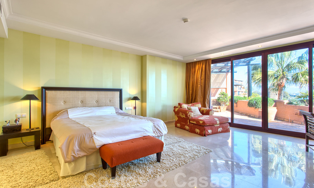 Apartamento ático presidencial en venta en Kempinski Hotel, Marbella - Estepona 33594