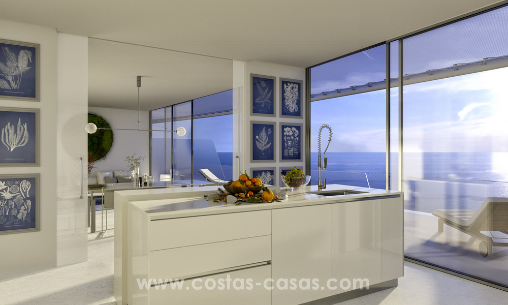 Promoción espectacular de apartamentos modernos en primera línea de playa en venta en Estepona, Costa del Sol. Listo para mudarse. 3831