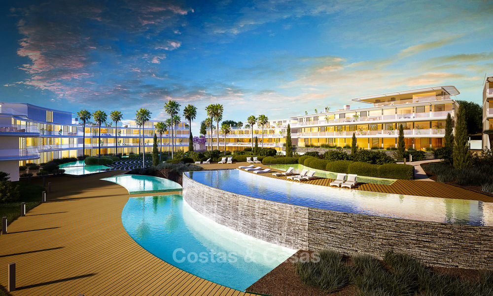 Promoción espectacular de apartamentos modernos en primera línea de playa en venta en Estepona, Costa del Sol. Listo para mudarse. 3840
