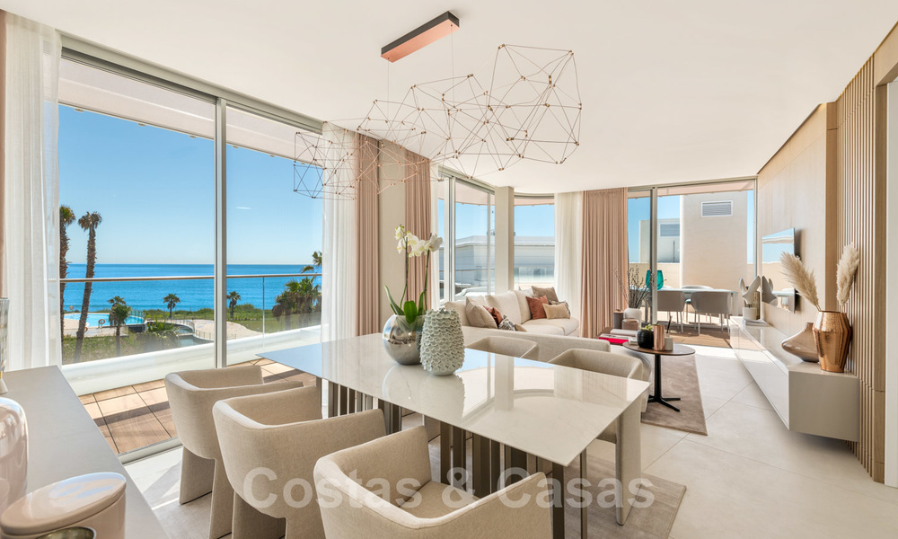 Promoción espectacular de apartamentos modernos en primera línea de playa en venta en Estepona, Costa del Sol. Listo para mudarse. 27766