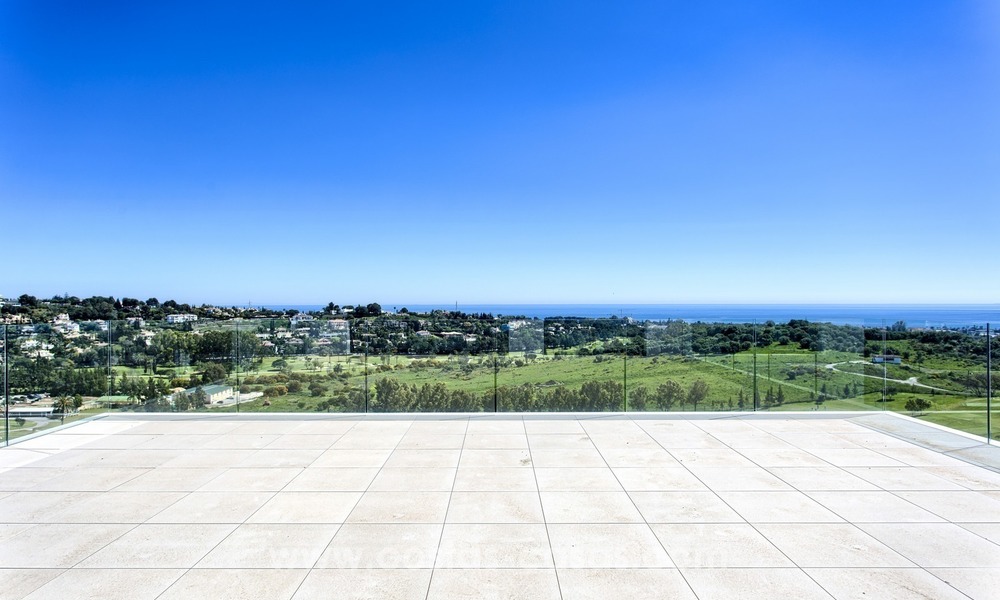 Nueva villa moderna a la venta con vistas al mar en Benahavis - Marbella 243