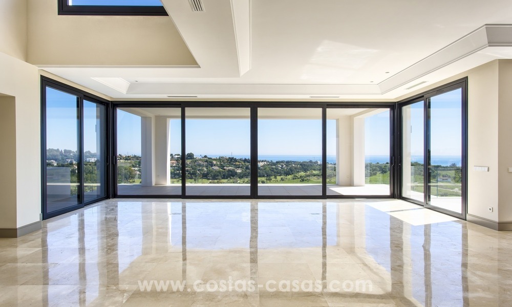 Nueva villa moderna a la venta con vistas al mar en Benahavis - Marbella 246