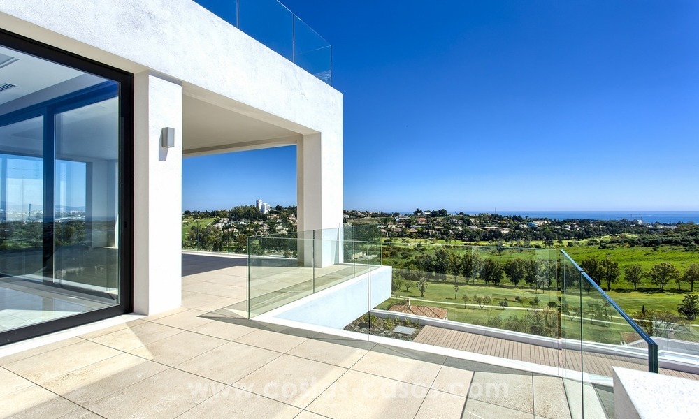 Nueva villa moderna a la venta con vistas al mar en Benahavis - Marbella 252