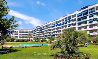 Apartamento en venta en Puerto Banus, Marbella 269 