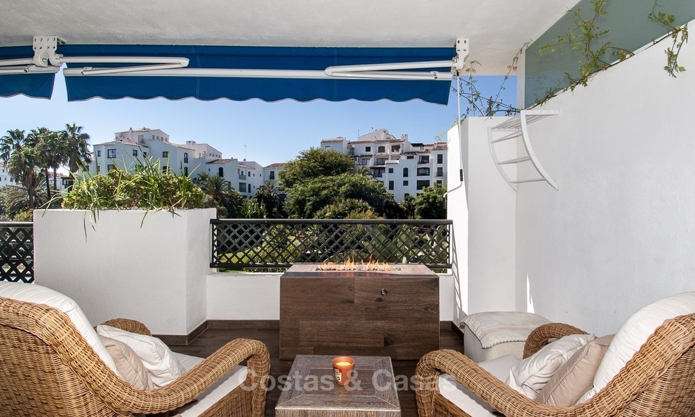 Apartamento en venta en Puerto Banus, Marbella 268