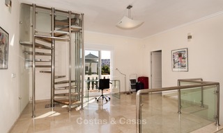 Villa espaciosa en venta en Nueva Andalucia, Marbella, a pie de todos los servicios y Puerto Banús. 506 