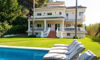 Villa espaciosa en venta en Nueva Andalucia, Marbella, a pie de todos los servicios y Puerto Banús. 519 