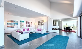 Espectacular y moderna villa con vistas panorámicas al mar en venta en Benahavís - Marbella 1021 