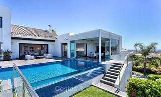 Espectacular y moderna villa con vistas panorámicas al mar en venta en Benahavís - Marbella 1028 