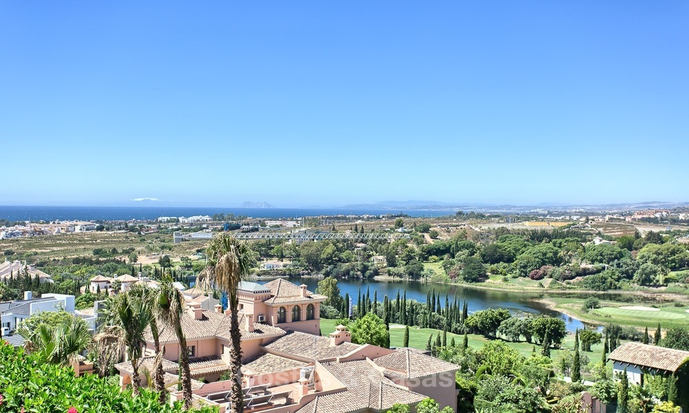 Espectacular y moderna villa con vistas panorámicas al mar en venta en Benahavís - Marbella 1031