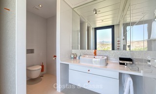 Espectacular y moderna villa con vistas panorámicas al mar en venta en Benahavís - Marbella 1054 