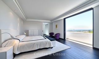 Espectacular y moderna villa con vistas panorámicas al mar en venta en Benahavís - Marbella 1055 