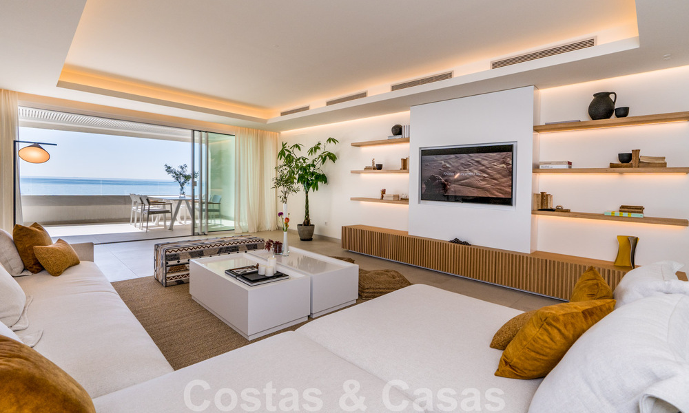 Lujosos Apartamentos en venta frente al mar en Estepona centro 40588