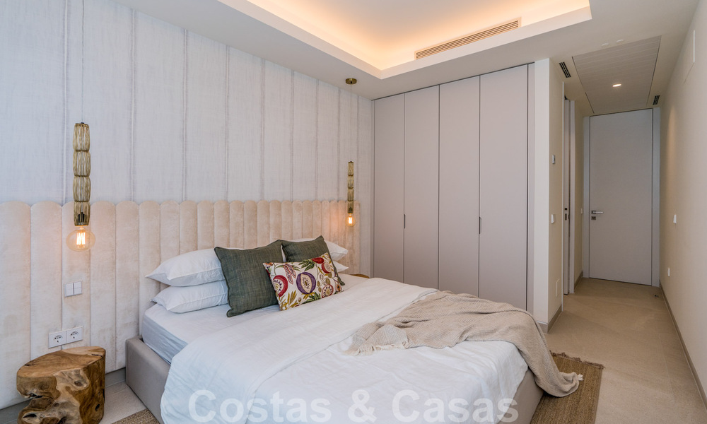 Lujosos Apartamentos en venta frente al mar en Estepona centro 40606