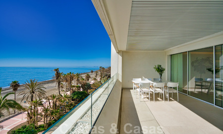 Lujosos Apartamentos en venta frente al mar en Estepona centro 40619