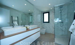 Nueva construcción - Apartamentos modernos con vistas al mar en venta, Marbella - Estepona 33770 