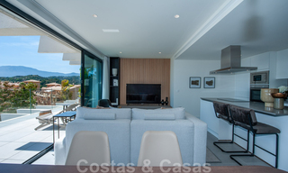 Nueva construcción - Apartamentos modernos con vistas al mar en venta, Marbella - Estepona 33808 